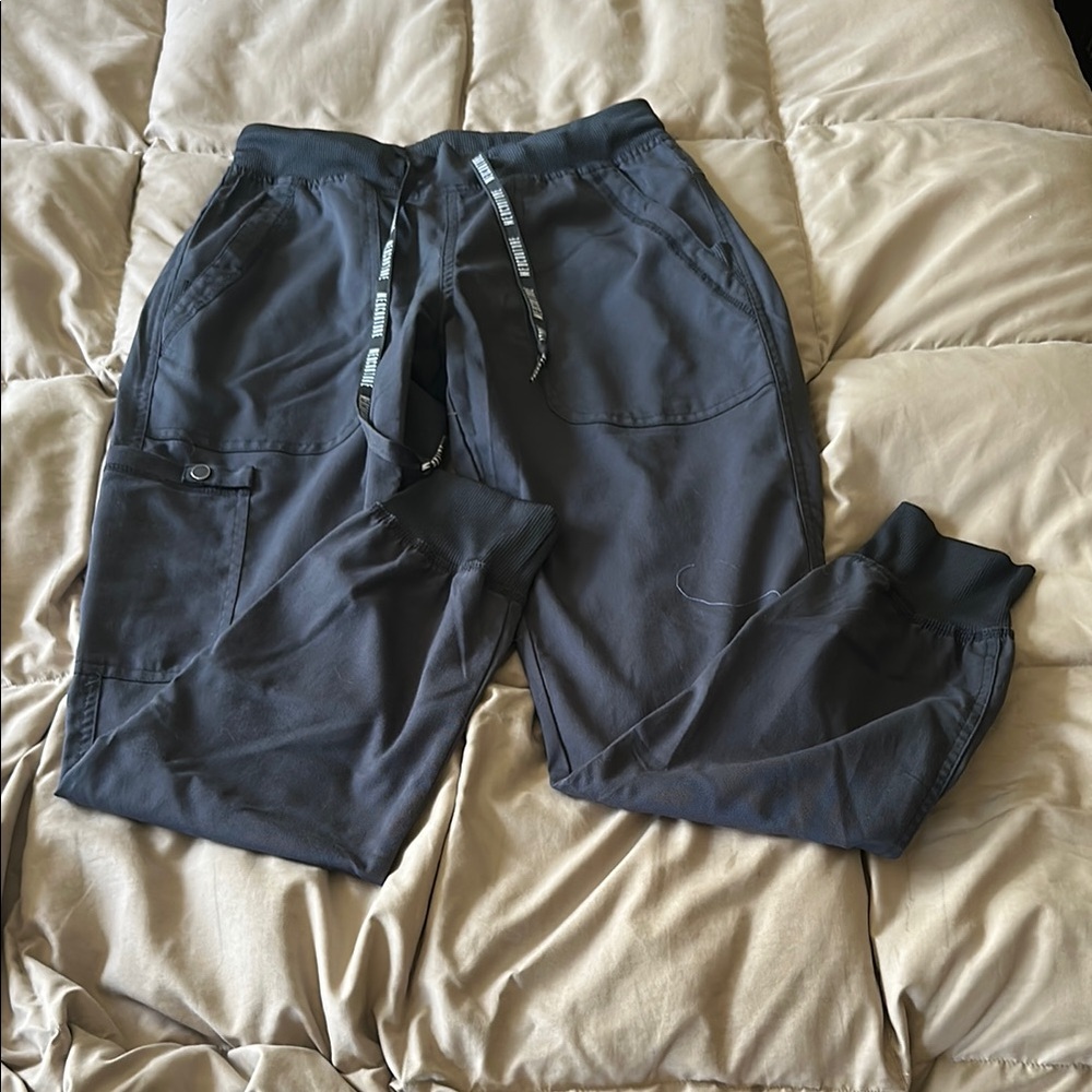 Medcouture Scrub pants